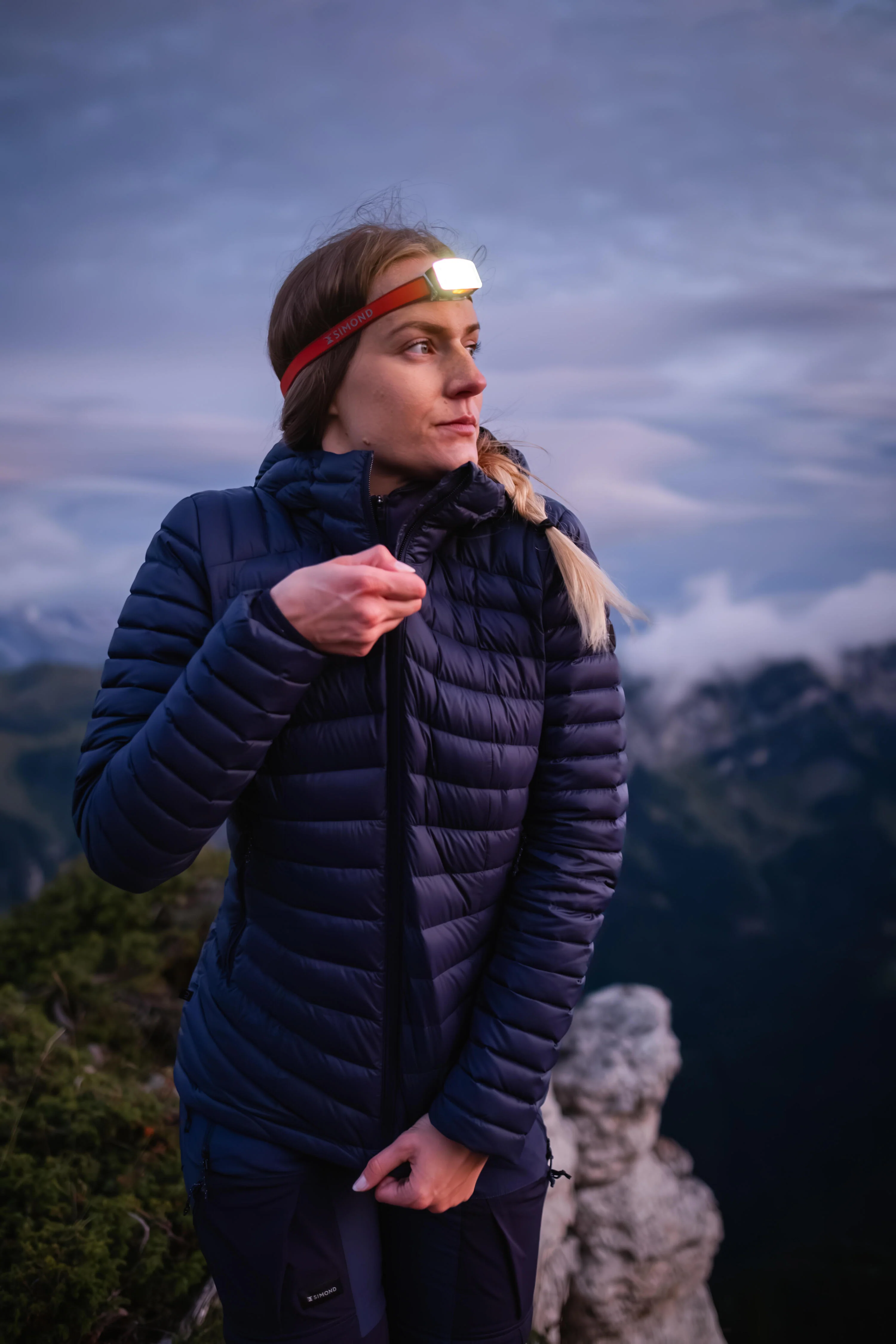 Simond Women's MT100 Hooded Down Puffer Jacket - Image 12