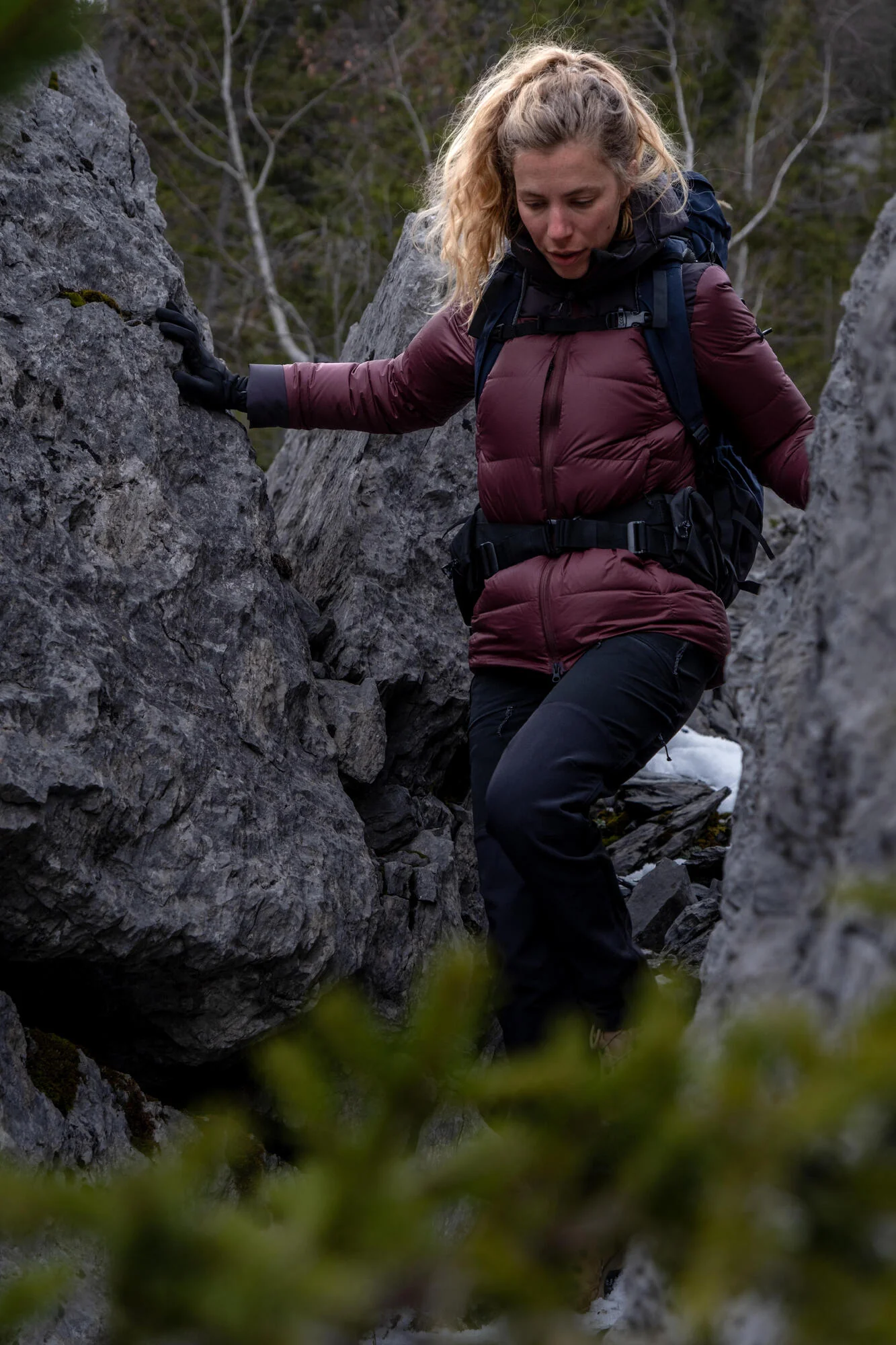 Simond Women’s MT900 Hooded Down Puffer Jacket - Image 25